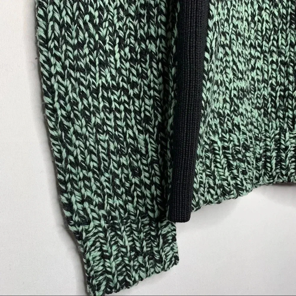 Theory Riona Ultra Fine Wool Sweater Size Medium